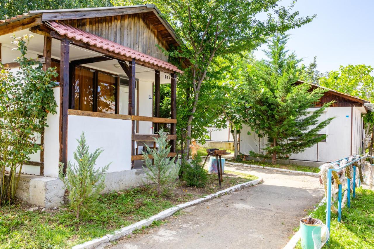 Bungalow Silitur Guest House Ahtopol Exterior photo