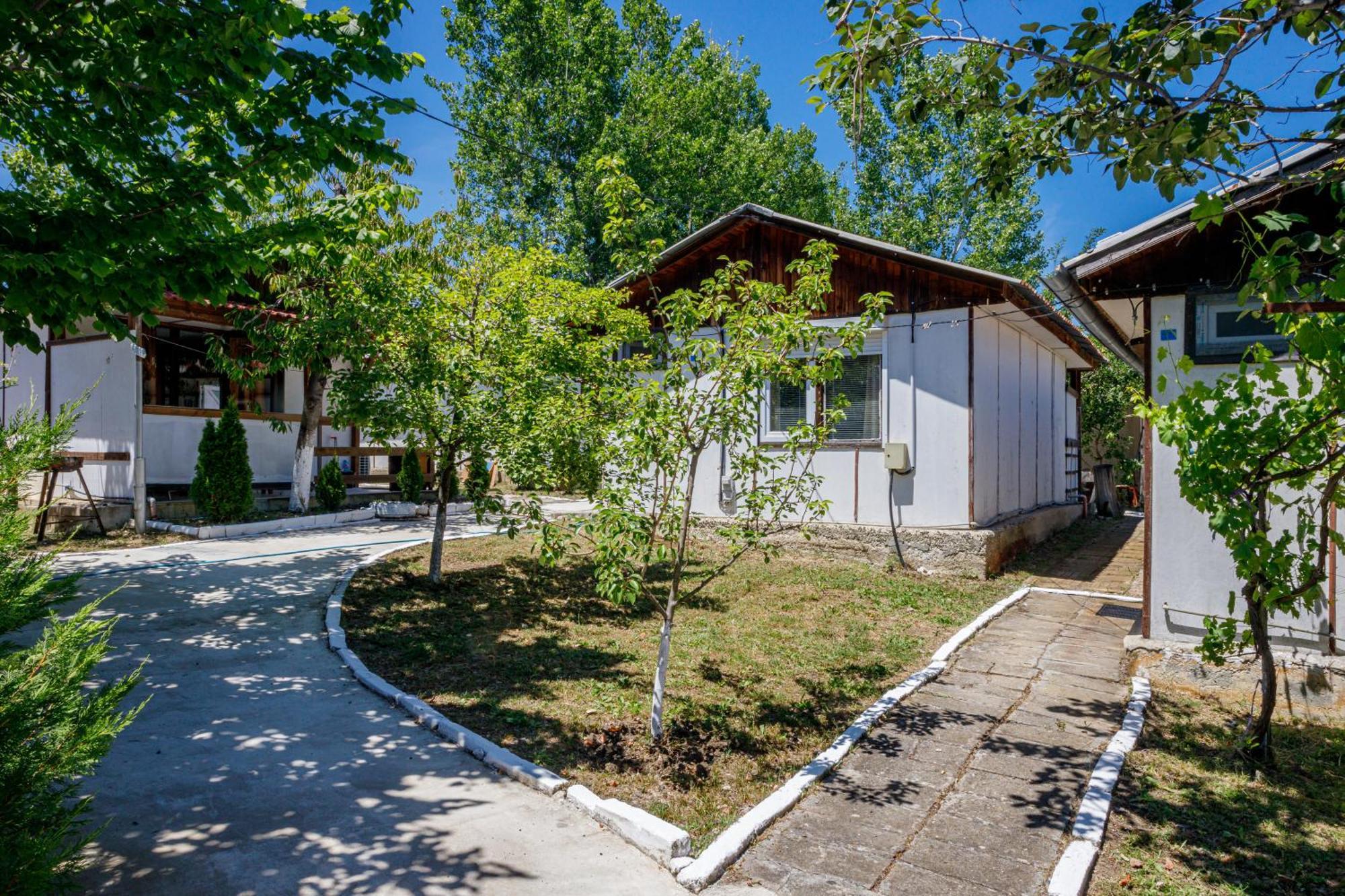 Bungalow Silitur Guest House Ahtopol Exterior photo